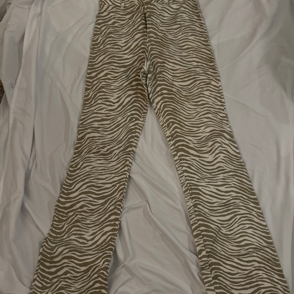 Motel Rocks Beige Zebra Print Pants - Picture 4 of 6